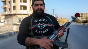 اعتقال «مجرم حرب» بارز..طيار البراميل المتفجرة في قبضة الامن السوري