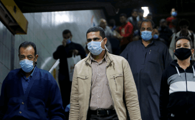 رئيس لجنة مكافحة كورونا في مصر يوضح حقيقة ارتفاع الإصابات التنفسية