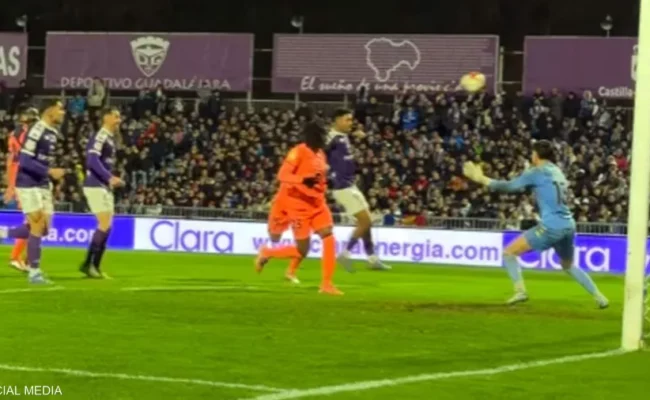 برشلونة يتأهل لدور الـ16 بكأس ملك إسبانيا بعد فوز صعب على غوادالاخارا