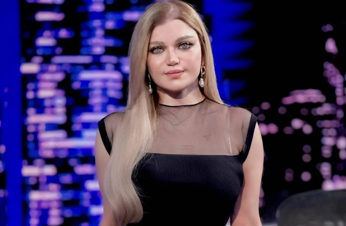 ياسمين الخطيب تصف ياسمين عز بـ"عقل الفرخة" وتدافع عن محمد صبحي