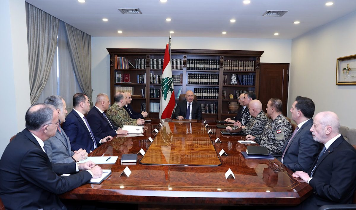 لبنان- عون يترأس اجتماعاً أمنياً: المرحلة المقبلة تتطلب جهوداً إضافية لترسيخ الأمن والأمان