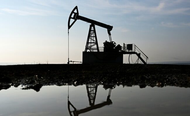 النفط يتراجع... إليكم الأسعار الجديدة