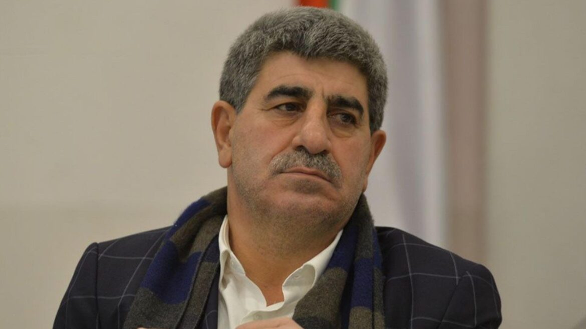 لبنان- رئيس اتحادات النقل البري يحذر: تحركات السائقين ستتصاعد إذا لم تُنفّذ الاتفاقات الحكومية