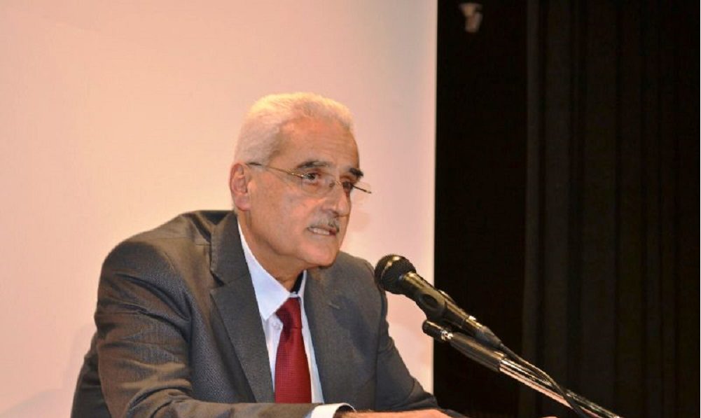 لبنان- يزبك يرد على فياض: من يجلب الدمار إلى لبنان هو التبعية العمياء للولي الفقيه