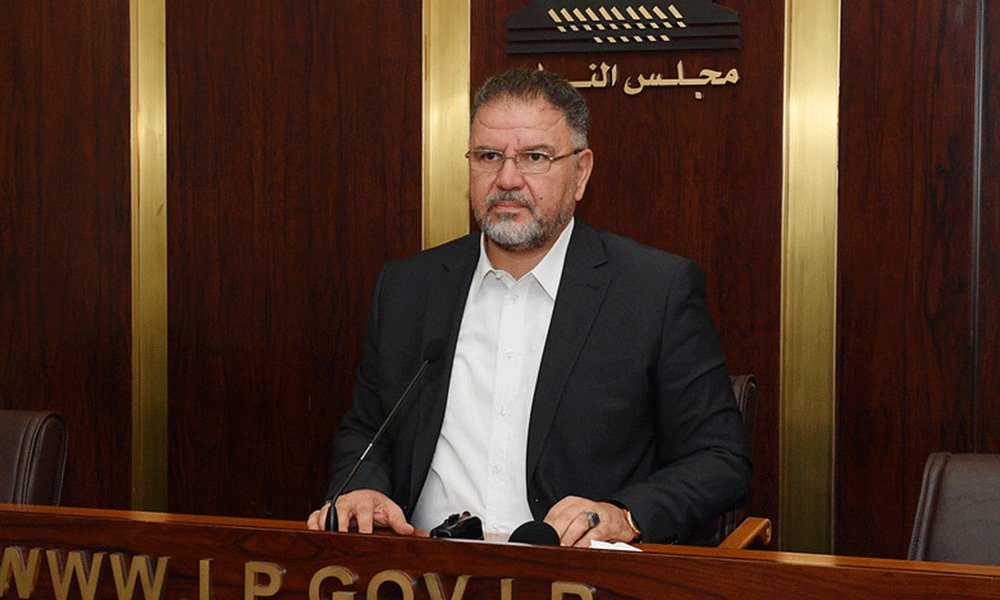 لبنان-فياض يهاجم الأداء الحكومي وريفّي يرفض الخطاب التصعيدي