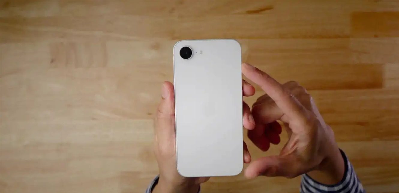 آبل تستعد لإطلاق آيفون 17e: شريحة أقوى وتصميم محسّن مع ميزات جديدة