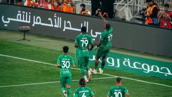 الأهلي يعبر الاتفاق برباعية نظيفة ويشعل صراع الصدارة