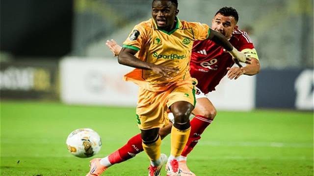 أبرز المباريات العربية والعالمية المقررة اليوم السبت