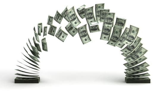 منتدى دافوس يطرح تساؤلات حول مستقبل الدولار والنظام الاقتصادي العالمي