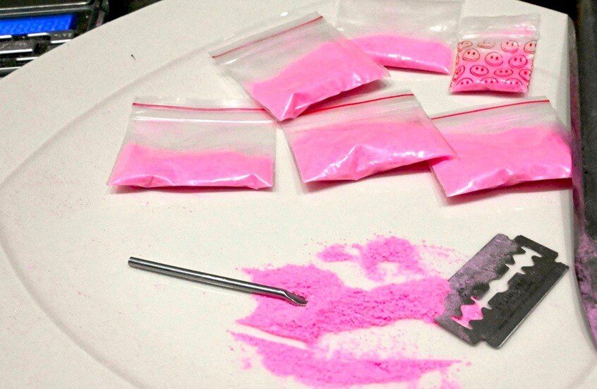 ظهور مخدر "الكوكايين الوردي" يثير قلقًا في الولايات المتحدة