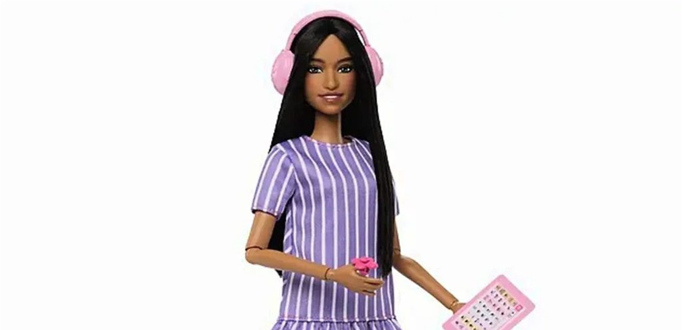 شركة "ماتيل" تطلق دمية باربي تمثل طفلاً مصاباً بالتوحد لتعزيز الشمولية