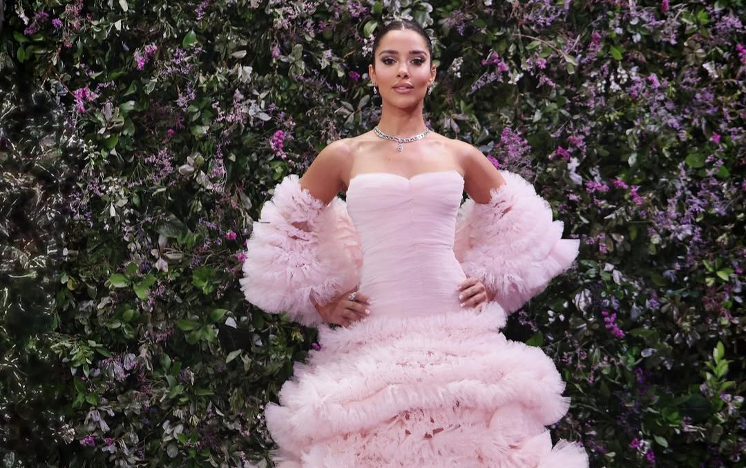 بلقيس فتحي تتألق بفستان وردي ساحر في Joy Awards 2026