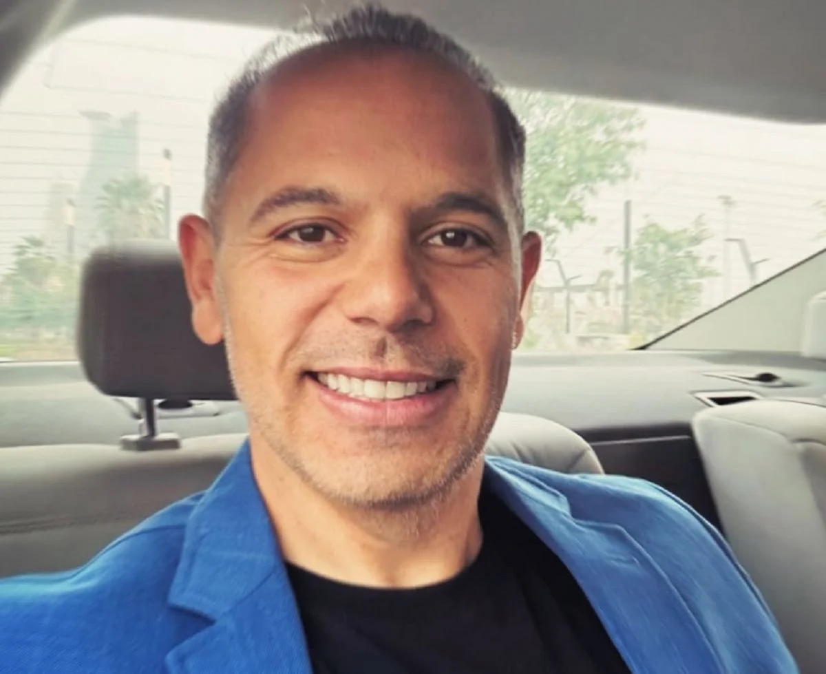 رامي إمام يكشف عن أول خلاف فني مع والده عادل إمام أثناء "بودي غارد"