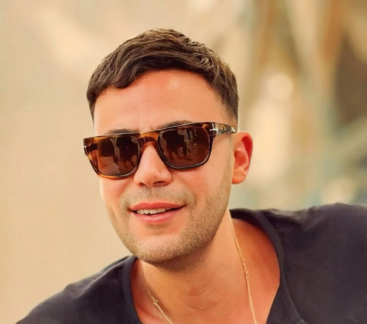 محمد إمام يشارك جمهور لبنان ترقبه لمسلسله الرمضاني "الكينغ"