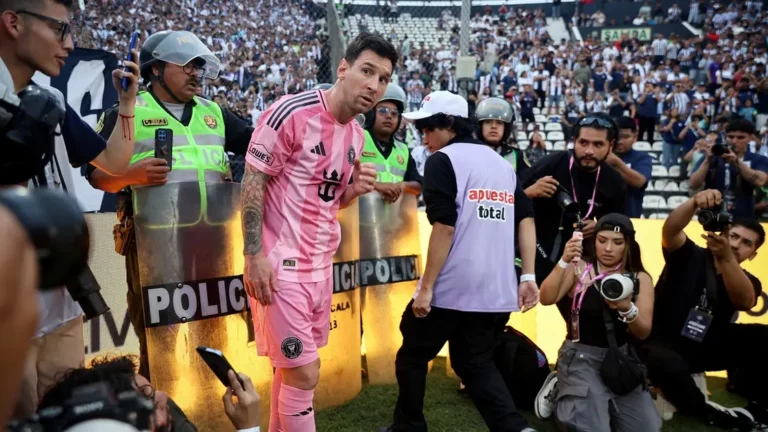 خسارة قاسية لميسي وإنتر ميامي أمام أليانزا ليما في افتتاح تحضيرات 2026