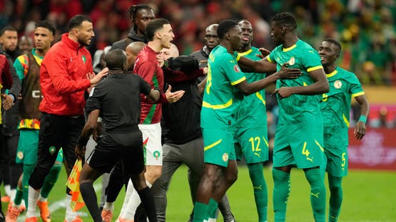 نهائي كأس أمم أفريقيا يشهد جدلًا بعد انسحاب السنغال