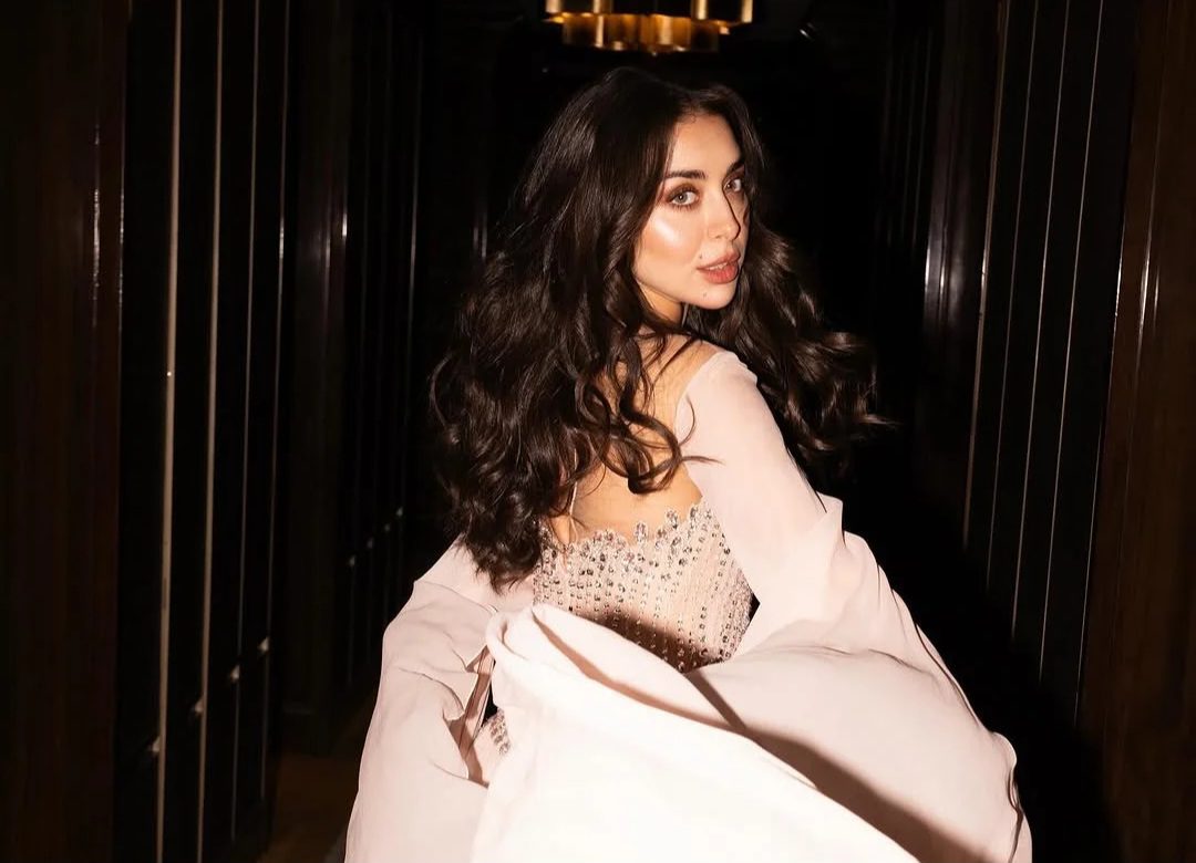 هيا مرعشلي تتألق بإطلالة وردية ناعمة في Joy Awards 2026