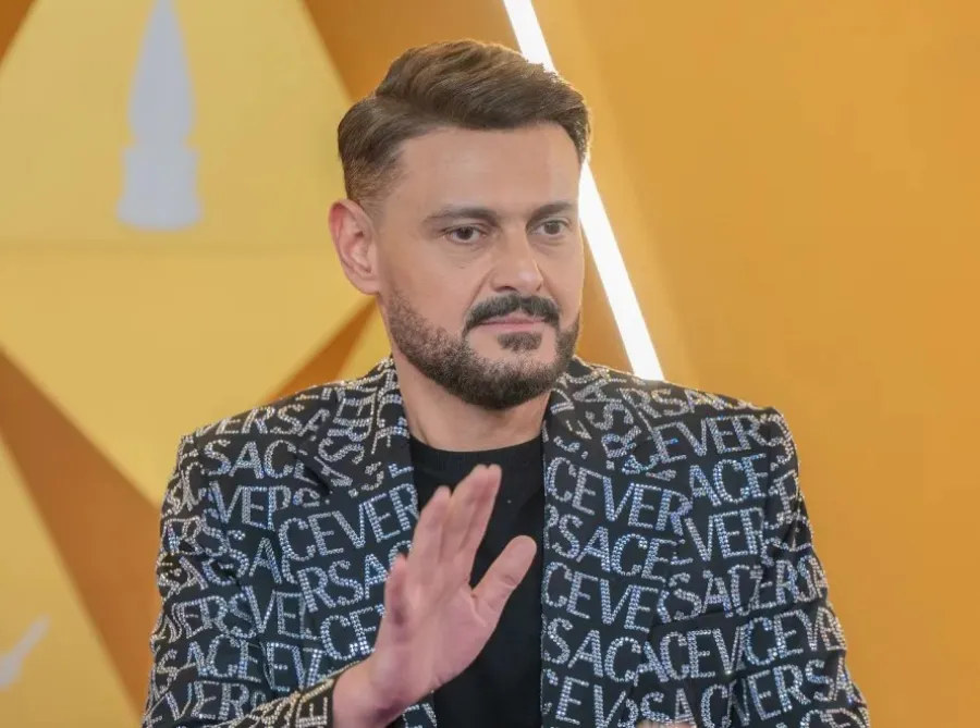 رامز جلال يعلن عن برنامجه الجديد "رامز ليفل الوحش" في رمضان