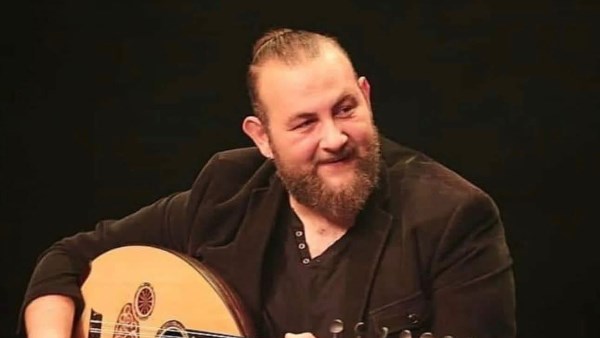 رحيل نزيه أبو الريش: أسطورة العود السوري التي أضاءت العالم