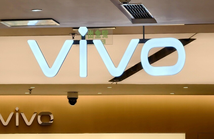 Vivo تكشف عن هاتف V70 Elite: تصميم متين وكاميرات متطورة وأداء فائق