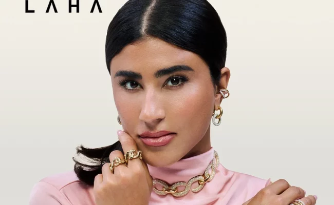 Swarovski وليلى عبدالله تتألقان في جلسة رمضانية تعكس الفخامة الهادئة والأناقة الصادقة