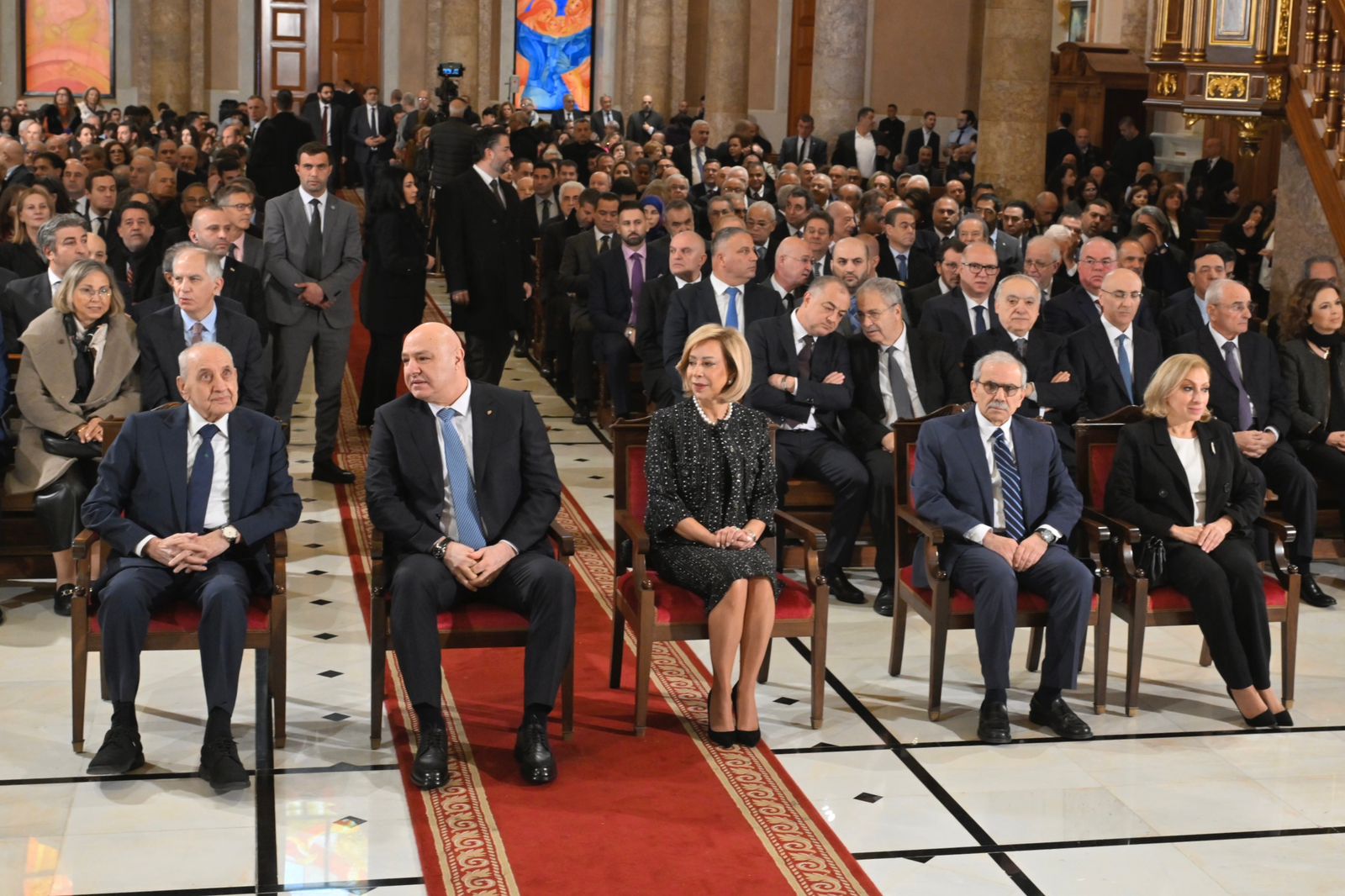 قداس مار مارون يرسم عنوان المرحلة: حصرية السلاح وبناء الدولة