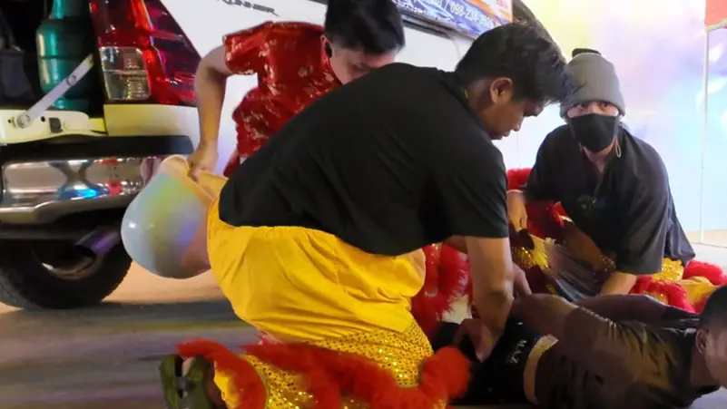 رقصة أسد تنتهي بالقبض على لص متسلسل في تايلاند