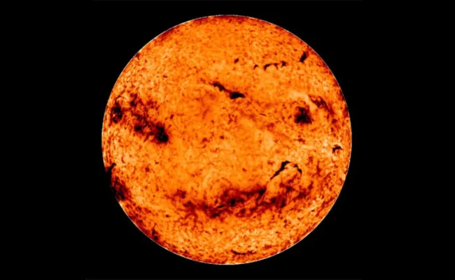 بقعة شمسية نشطة تسجل رقماً قياسياً في عدد التوهجات خلال يوم واحد