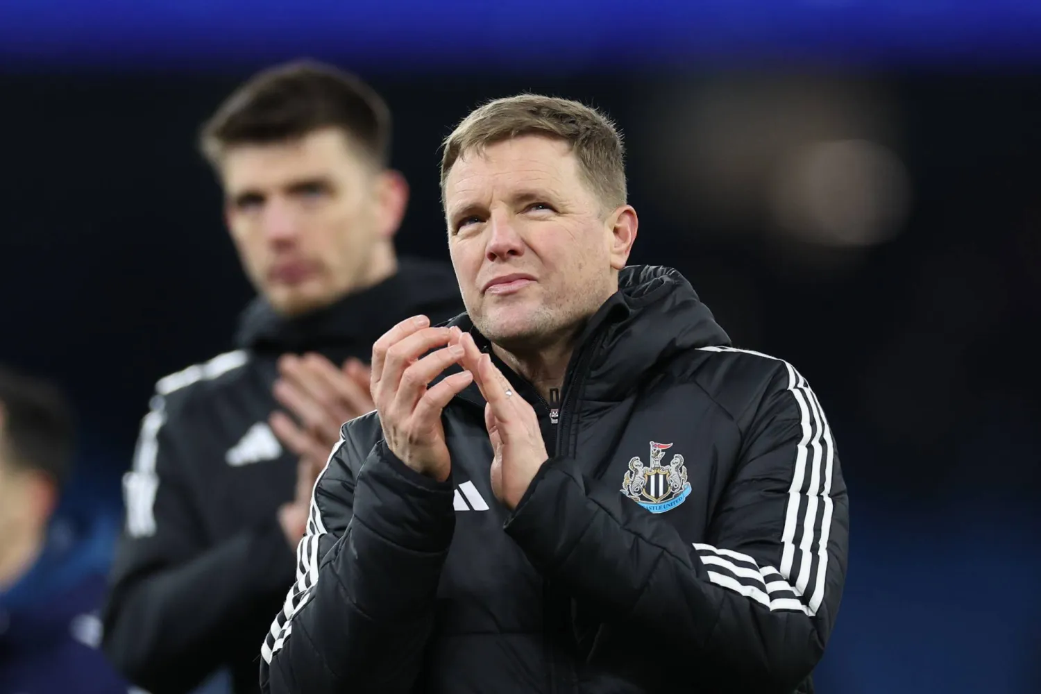 إيدي هاو يتمسّك بقيادة نيوكاسل رغم الضغوط: سأرحل إذا لم أعد الرجل المناسب