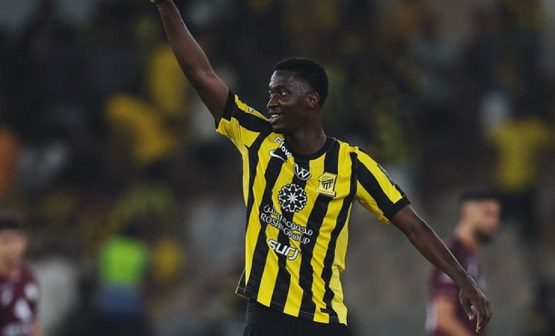 الاتحاد يعود للانتصارات بفوز صعب على النجمة