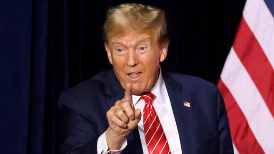 ترامب يعلن تفاهمًا تجاريًا مع الهند ووقف استيرادها للنفط الروسي