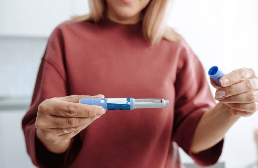 تحذير طبي جديد حول حقن إنقاص الوزن: خطر فقدان البصر