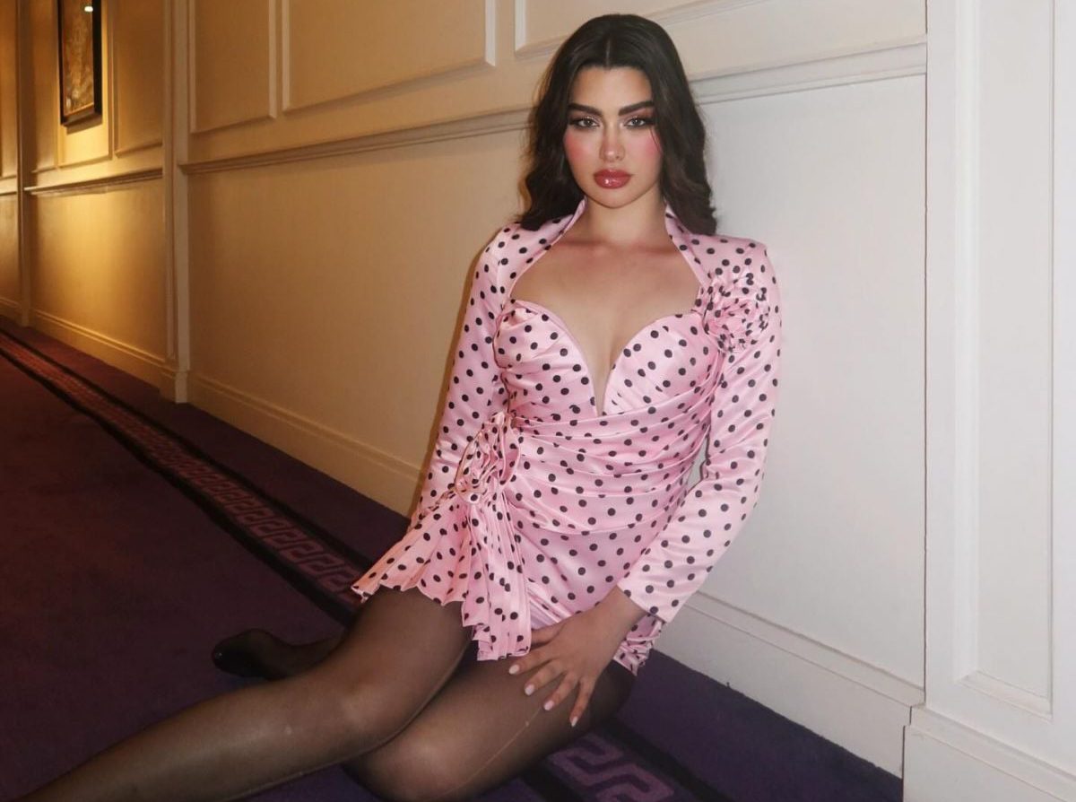 روان بن حسين في أول ظهور لها بعد الإفراج عنها من السجن