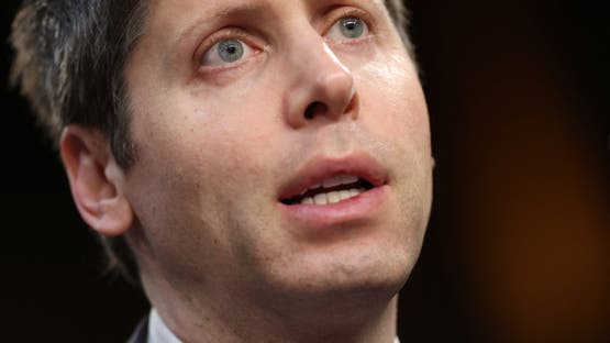 كندا تبحث مع أوبن إيه آي تعزيز سلامة الذكاء الاصطناعي