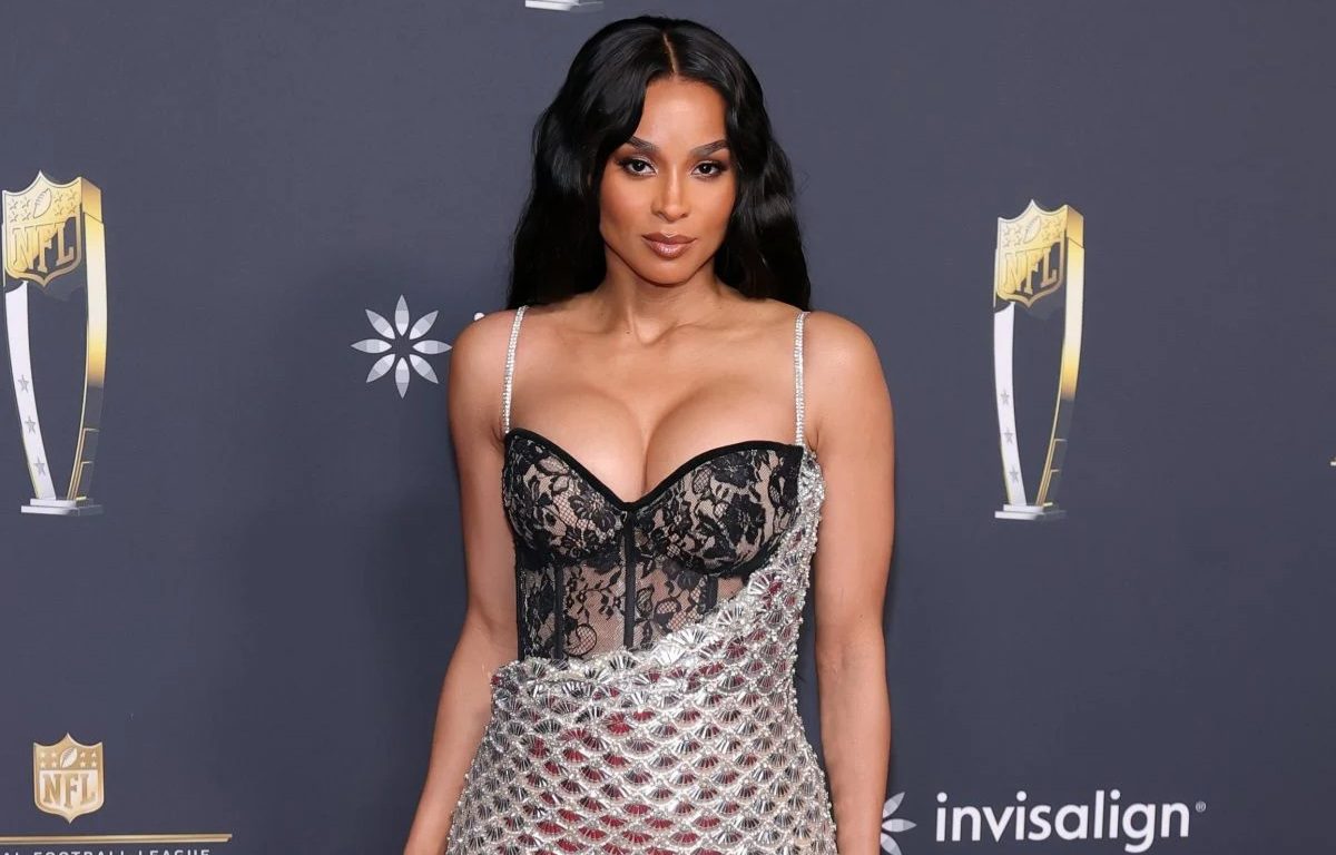 إطلالة سيارا تتصدر المشهد في حفل جوائز NFL لعام 2026