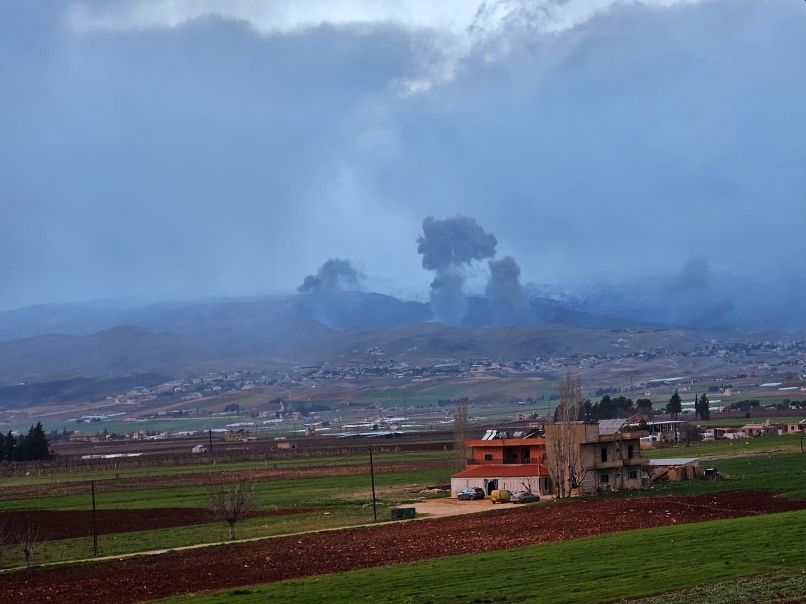 سلسلة غارات تستهدف أطراف بلدة شمسطار في البقاع