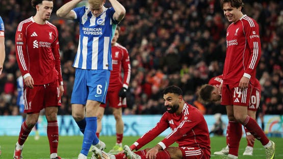 شيرر يشكك في أحقية صلاح بالمشاركة أساسياً مع ليفربول