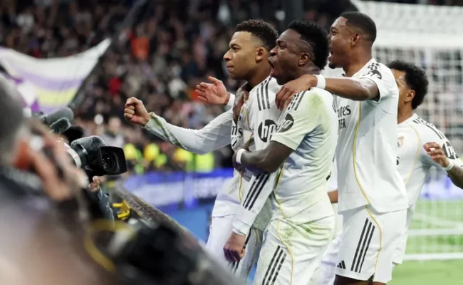 مشادة بين نجوم ريال مدريد تهزّ غرفة الملابس