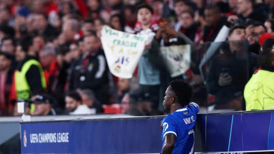 حادثة عنصرية جديدة تطال فينيسيوس خلال مواجهة ريال مدريد وبنفيكا