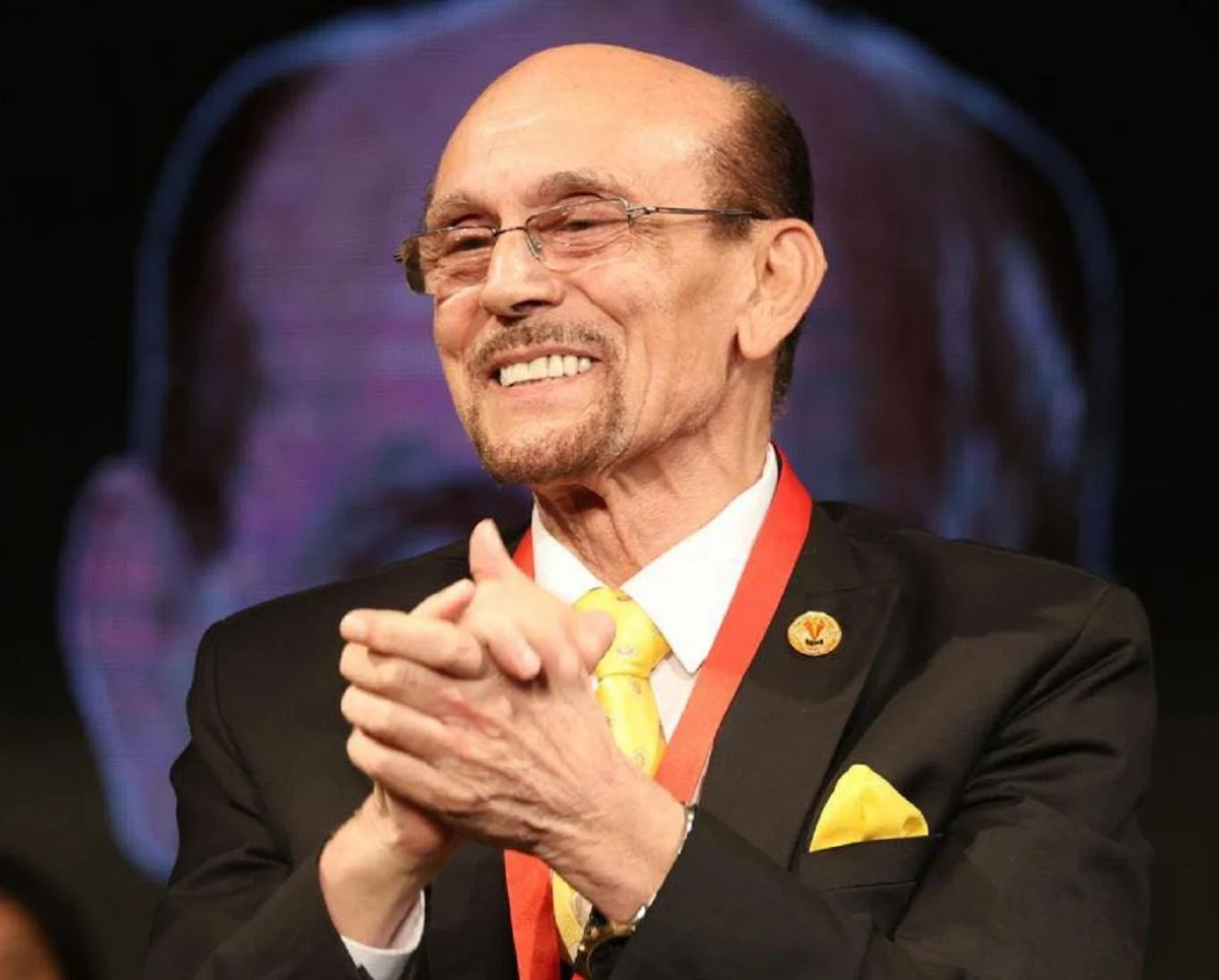 محمد صبحي يرفض تقديم سيرته الشخصية ويؤكد على الجانب المهني فقط