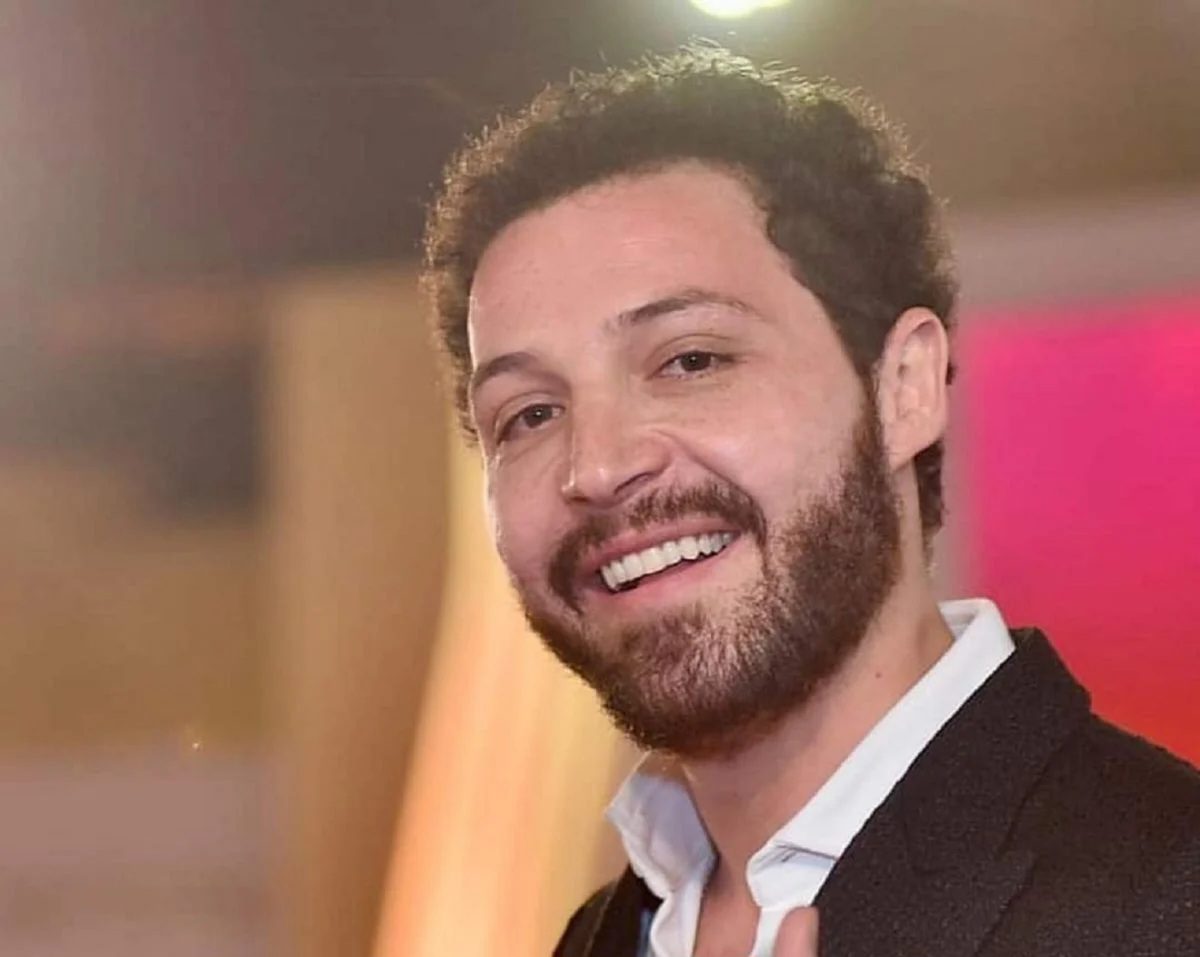 فتاة تتهم محمود حجازي بالتحرش تكشف تفاصيل بلاغها في أول ظهور إعلامي