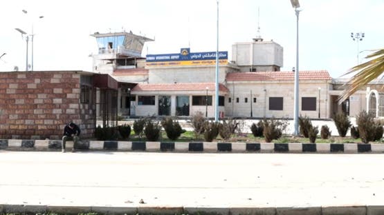 قسد تسلّم مطار القامشلي رسمياً للحكومة السورية