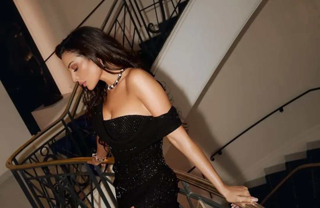 نادين نسيب نجيم تتألق بالأسود ومجوهرات "مارلي نيويورك" في عيد ميلادها