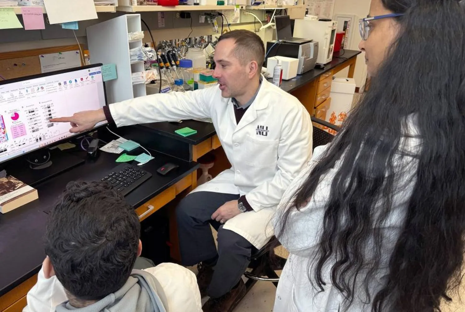 اكتشاف دواء قديم يمنع تراكم البروتينات السامة ويُبطئ تقدم ألزهايمر