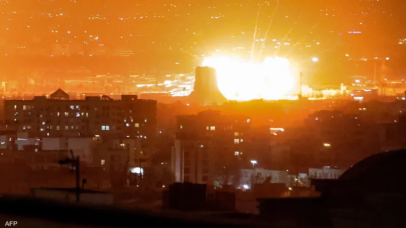 انفجارات تهز يزد وطهران وإصفهان… إسرائيل تستهدف البنية التحتية العسكرية الإيرانية