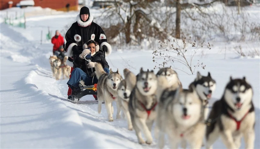 سياح الخليج يكتشفون سحر الشتاء الروسي.. موسكو وجهة متنامية رغم الحرب والعقوبات