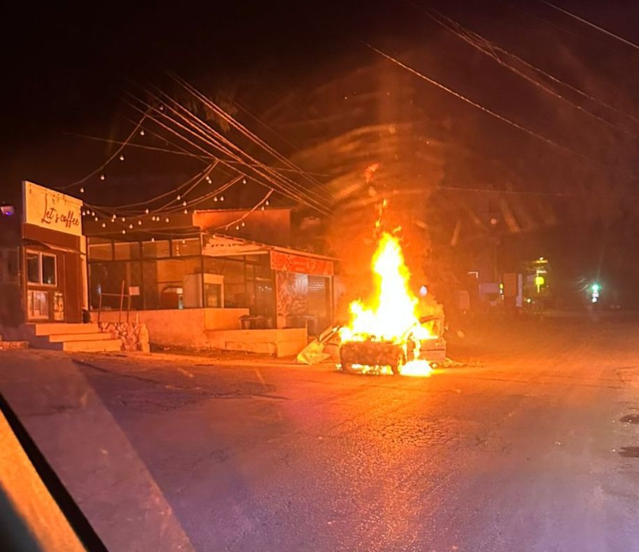 السيارة المستهدفة في النبطية