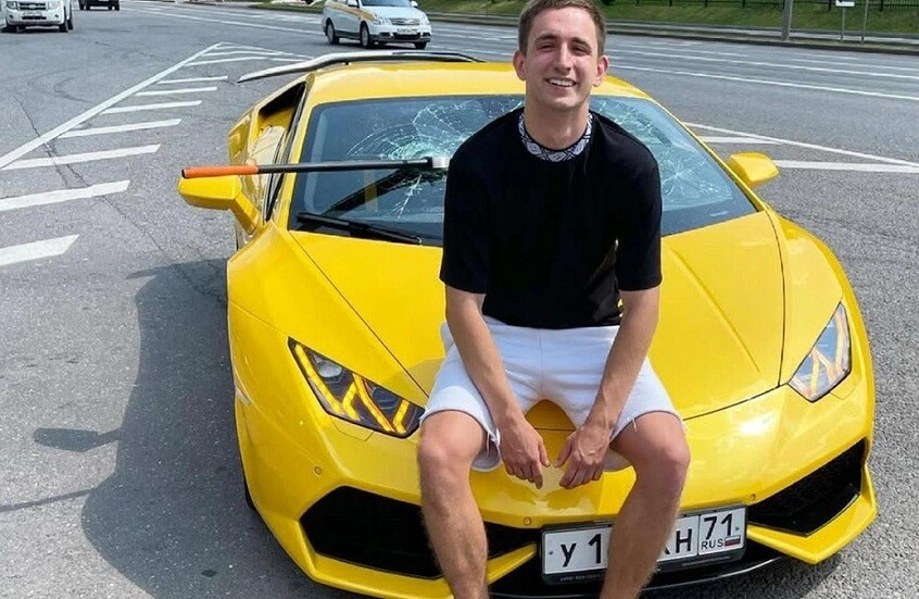 المدون ميخائيل ليتفين