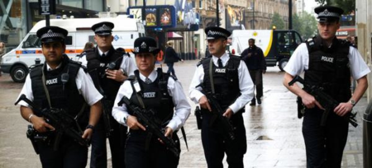 بريطانيا تعتقل 4 مشتبهين بأنشطة تجسس مرتبطة بإيران