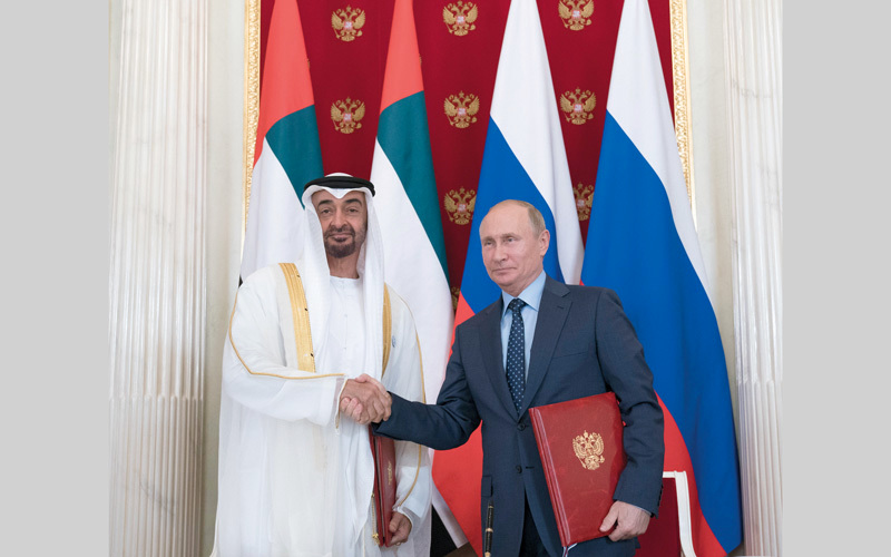 الشيخ محمد بن زايد آل نهيان وفلاديمير بوتين